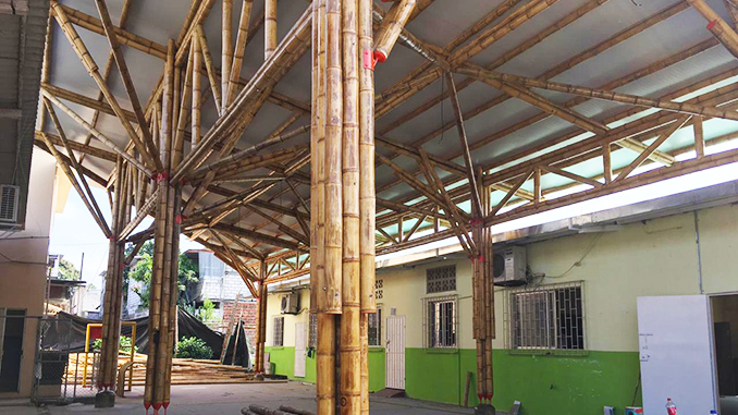 A new roof for the children and mothers of Pascuales