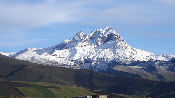 From the top of The Carihuaraizo